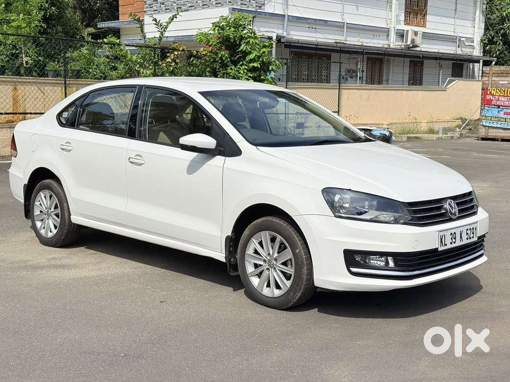 Volkswagen Vento 1.2 Tsi Highline Plus At, 2016, Petrol
