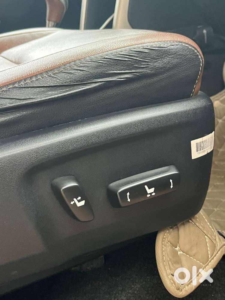 Toyota Innova Crysta 2.8 Zx At, 2016, Diesel