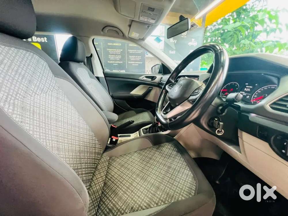 Volkswagen Taigun 1.0 Tsi Highline At, 2022, Petrol