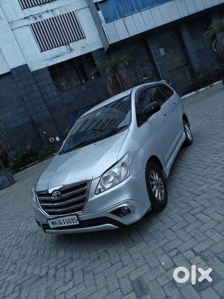 Toyota Innova 2.5 V 8 Str, 2013, Diesel