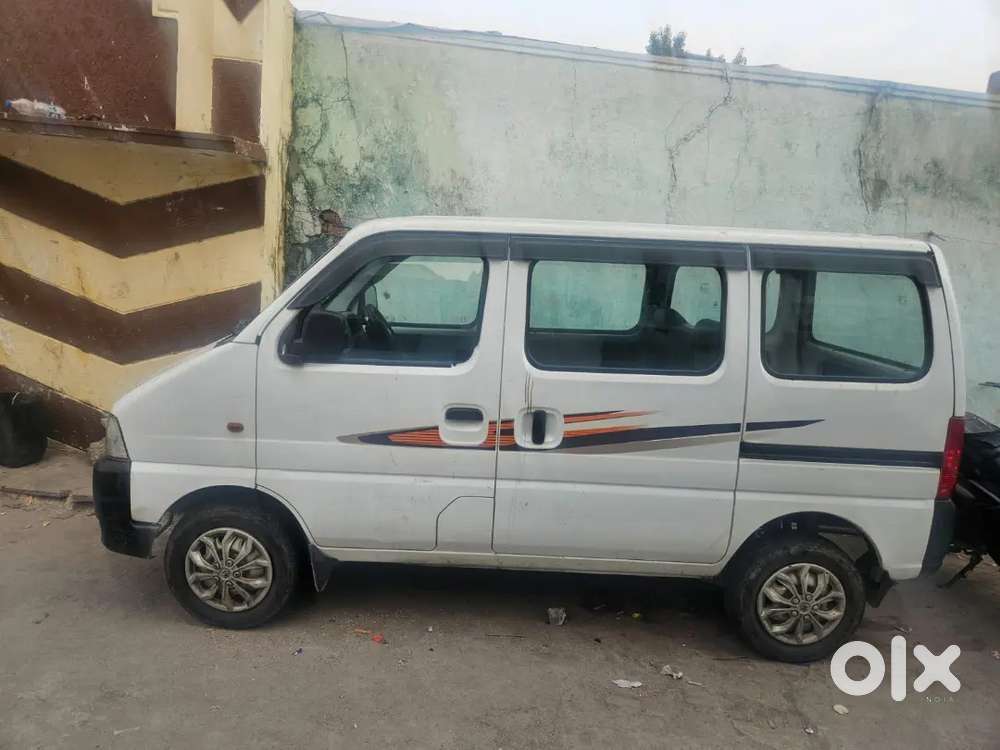 Maruti Suzuki Eeco 5 Setters