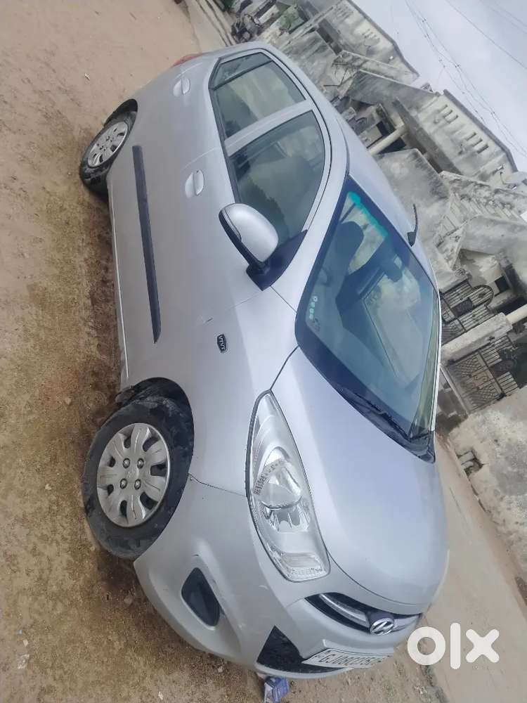 Hyundai I10 2011 Cng & Hybrids 140000 Km Driven