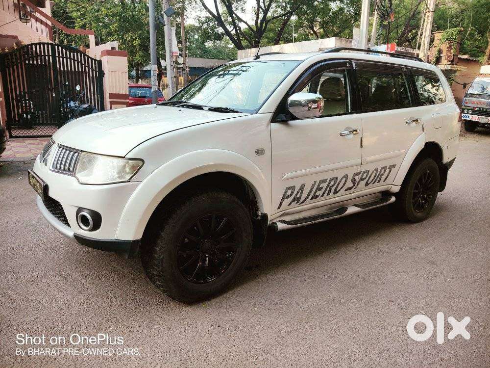 Mitsubishi Pajero Sport 2.5 Manual, 2013, Diesel