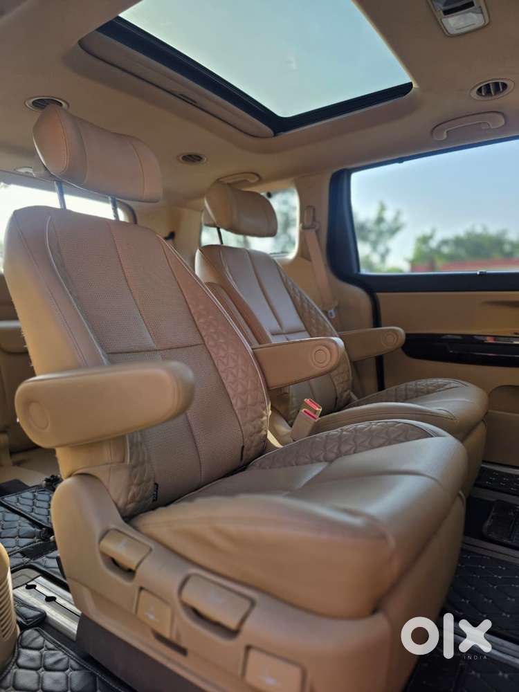 Kia Carnival Limousine Plus 7 Str, 2022, Diesel