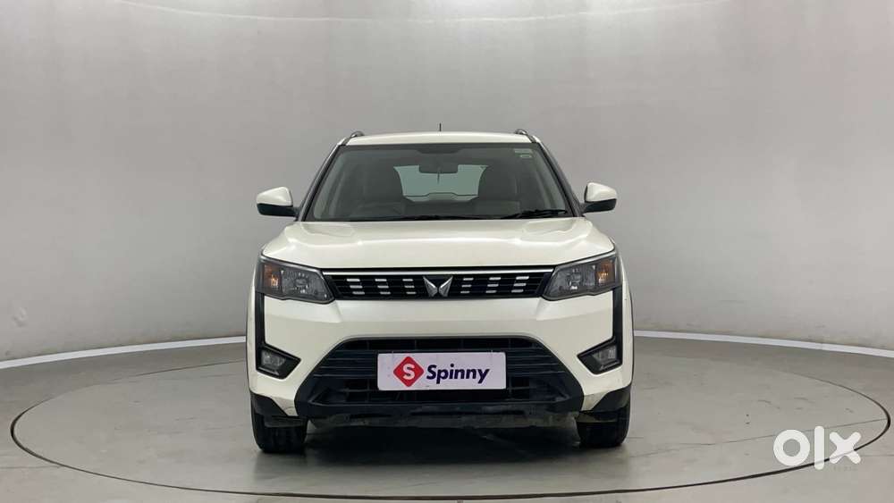 Mahindra Xuv300 W6, 2023, Petrol