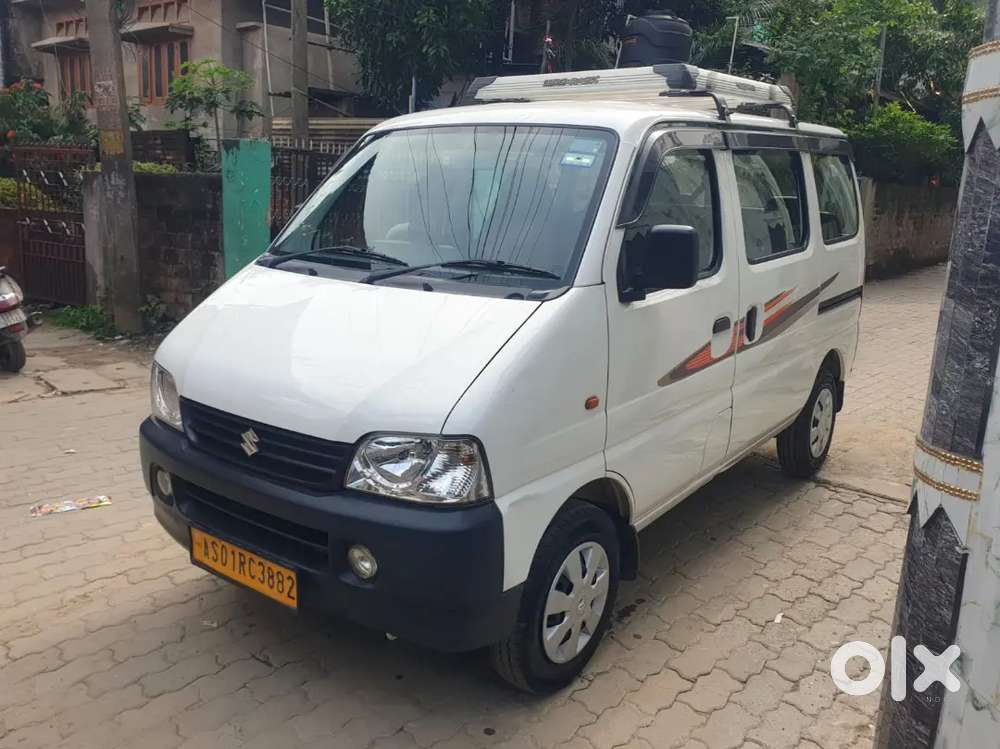 Maruti Eeco 2024 Std Petrol Manual