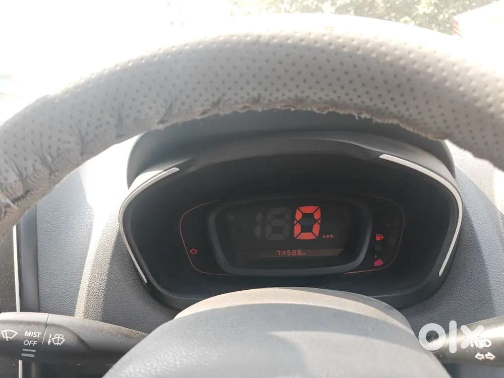 Renault Kwid 2015 December Petrol Well Maintained