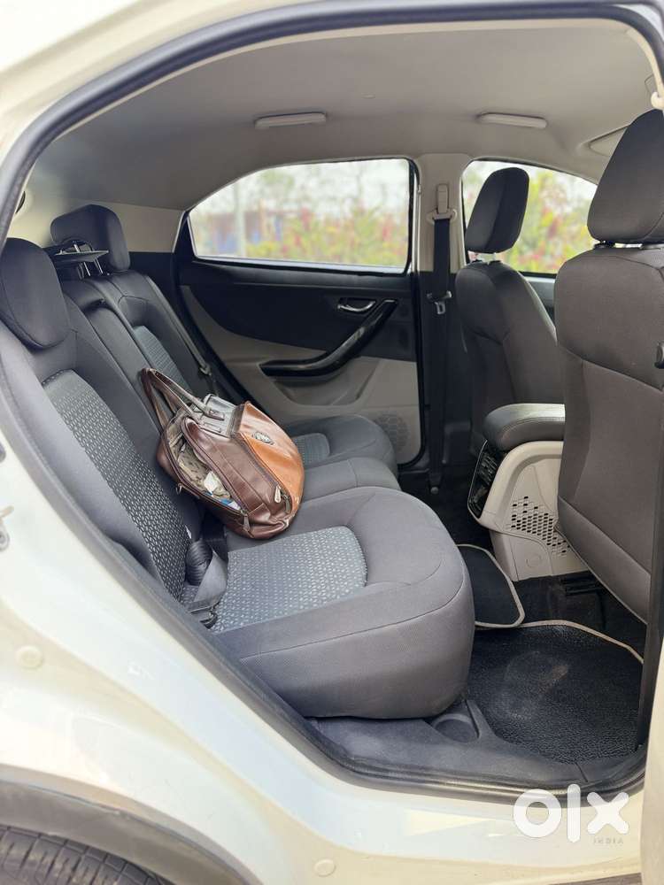 Tata Nexon 1.2 Revotron Xza Plus, 2019, Petrol