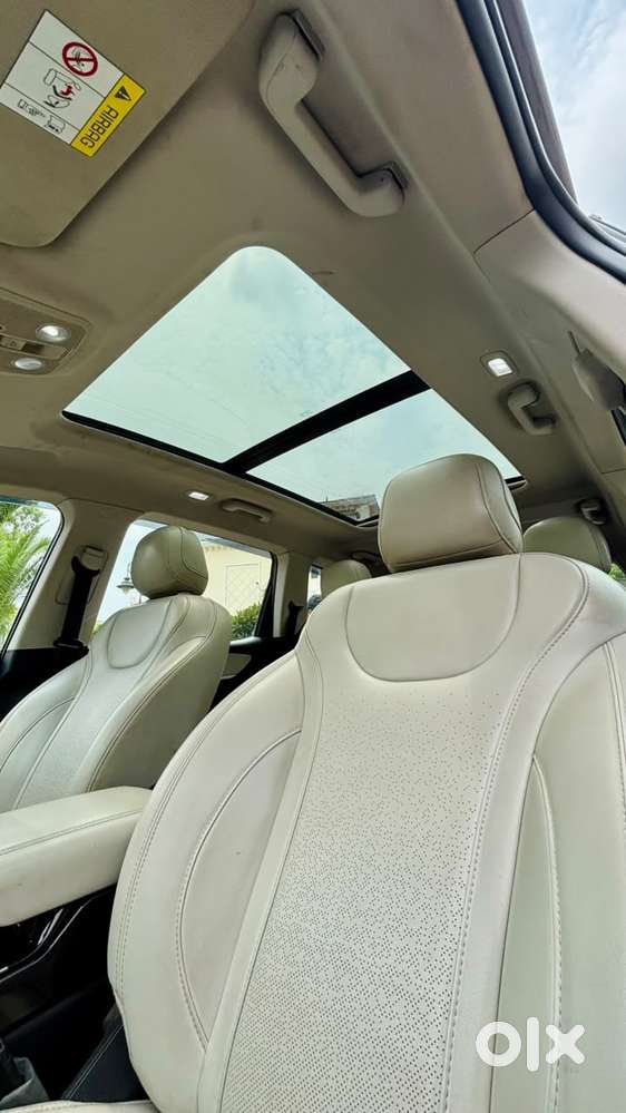 Mahindra Xuv700 2.2 Ax 7 Diesel At Str Awd, 2024, Diesel