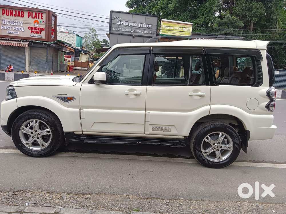 Mahindra Scorpio S10, 2014, Diesel