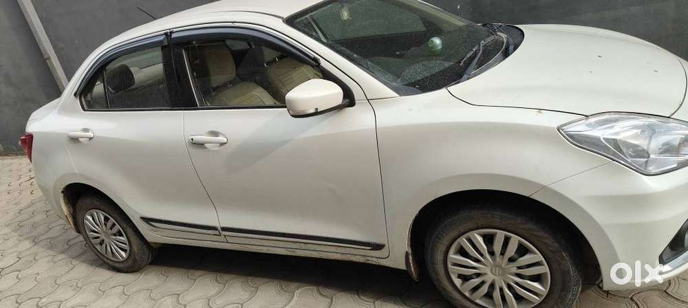 Maruti Suzuki Swift Dzire Vxi Optional, 2023, Petrol