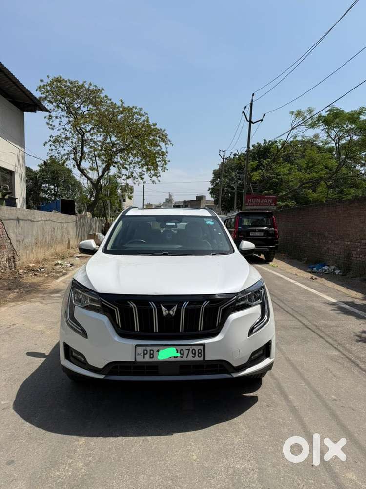 Mahindra Xuv700 2.2 Ax 7 Diesel Mt Luxury Pack Str, 2022, Diesel