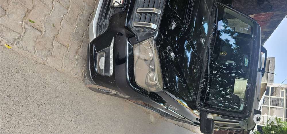 Mahindra Scorpio Classic 2023 Diesel Mt