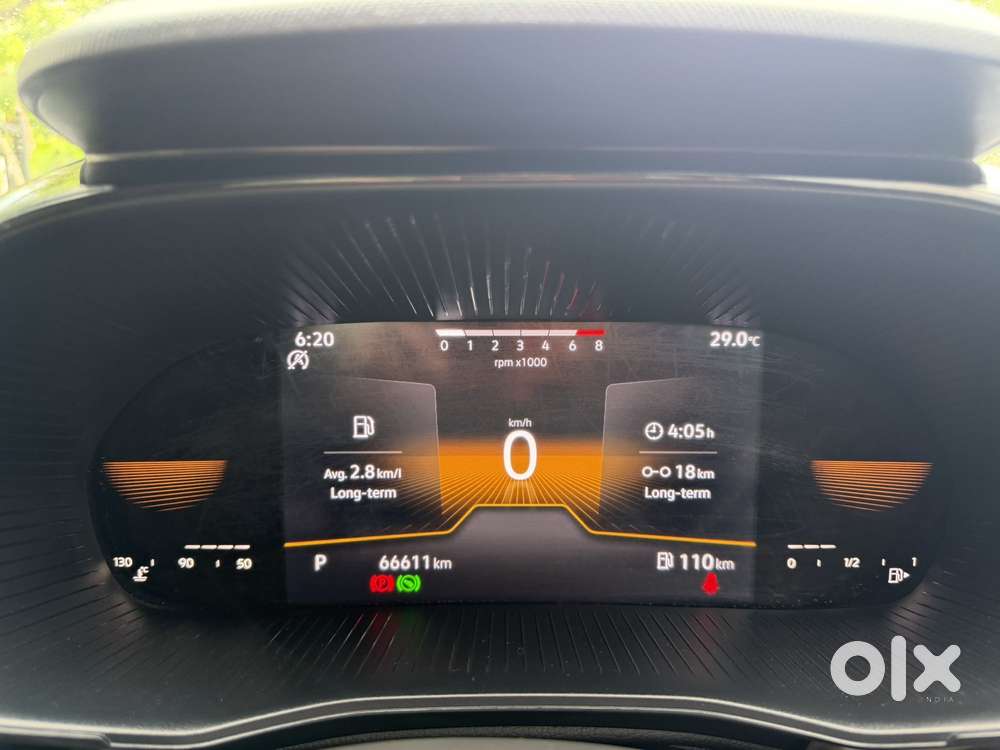 Skoda Slavia, 2023, Petrol