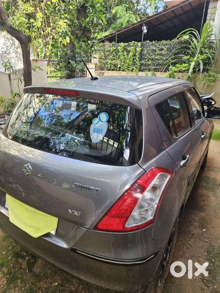 Maruti Suzuki Swift Vxi 2017