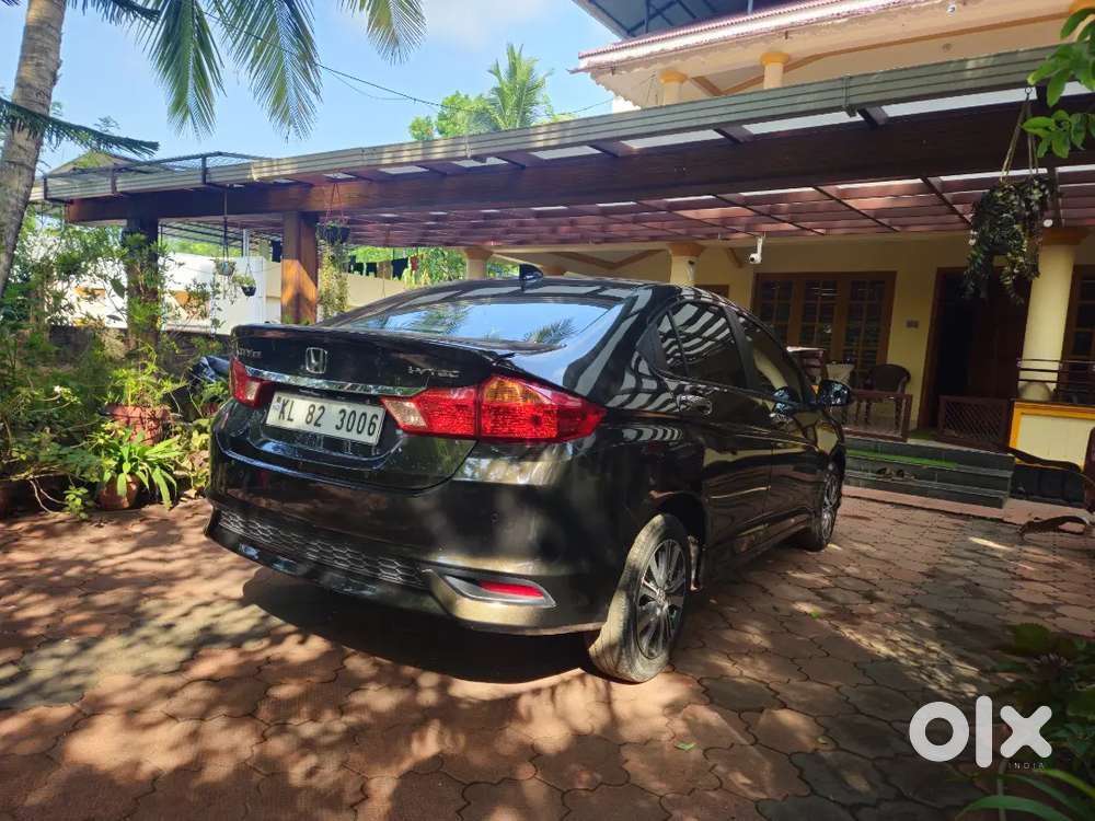 Honda City 2021 1.5 I-vtec  Single Owner  26,000 Km