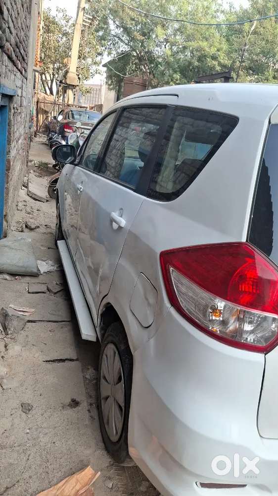 Maruti Suzuki Ertiga 2018 Cng & Hybrids 165000 Km Driven