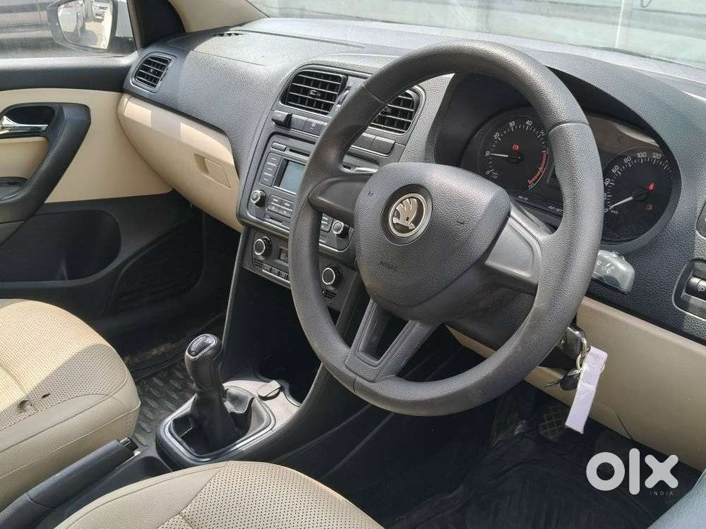 Skoda Rapid Tsi Active 1.0 Mt, 2020, Petrol