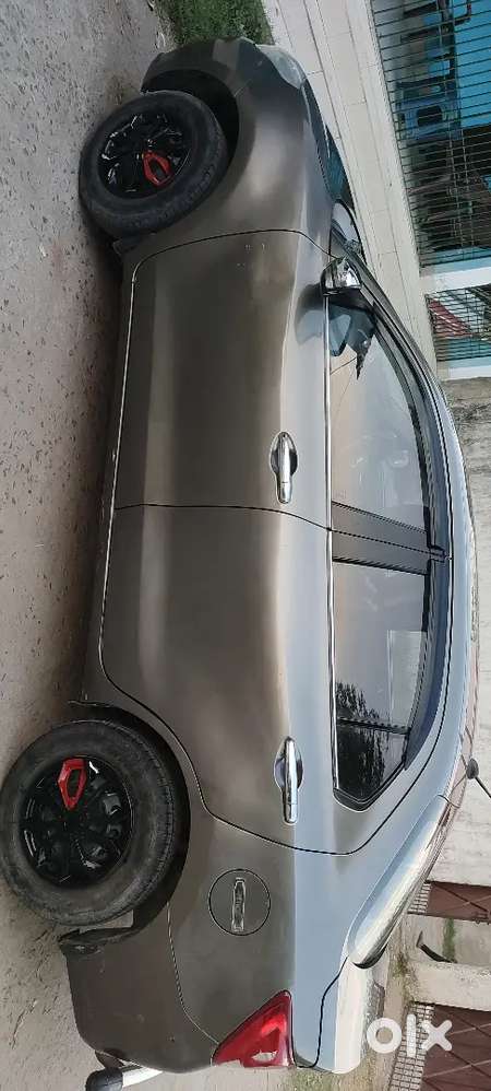 Maruti Suzuki Swift Dzire 2021 Petrol 65000 Km Driven
