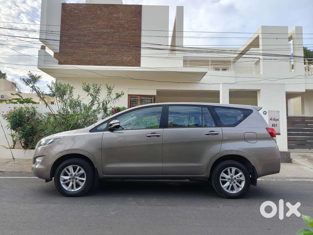 Toyota Innova Crysta 2.8 Gx At, 2017, Diesel