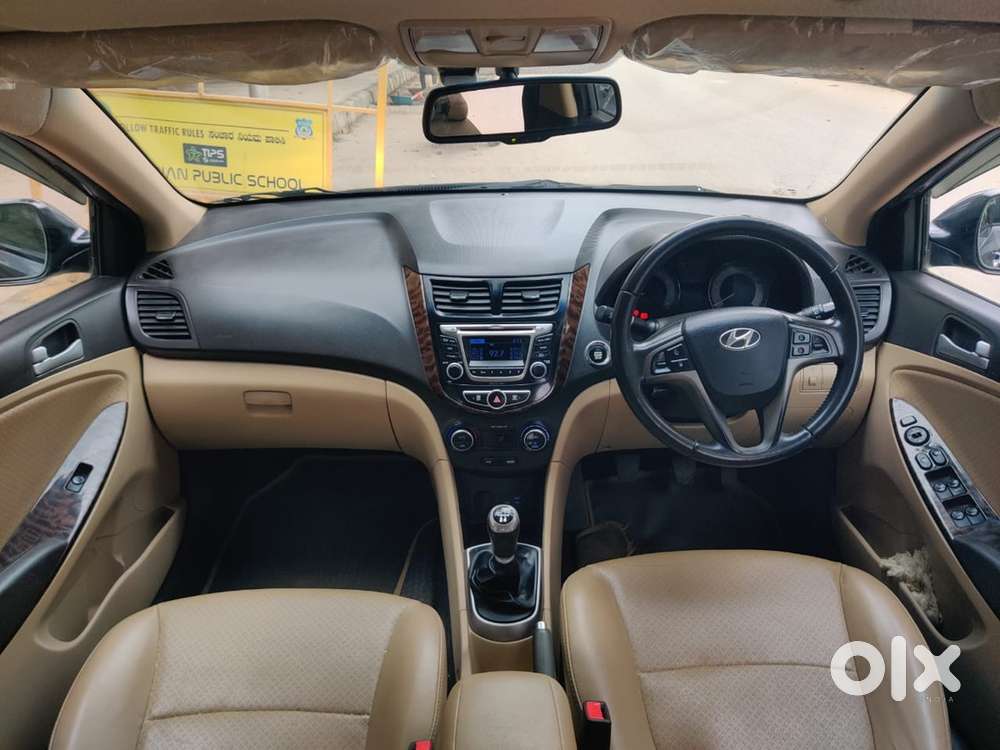 Hyundai Verna 2015 Petrol 77000 Km Driven