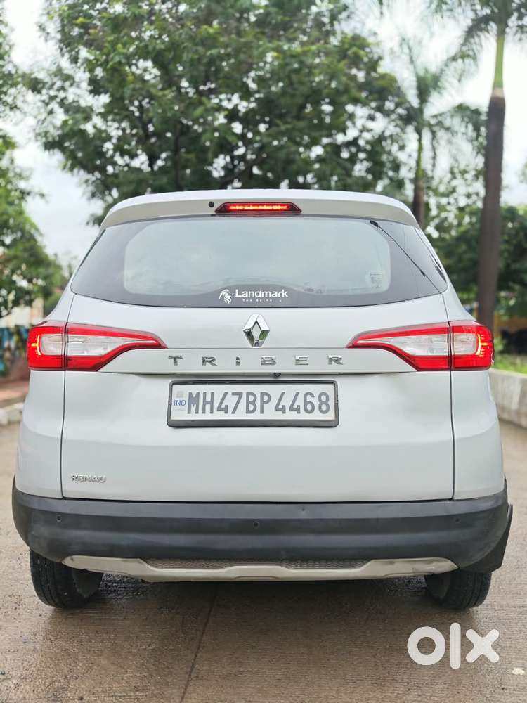 Renault Triber Rxt, 2023, Petrol