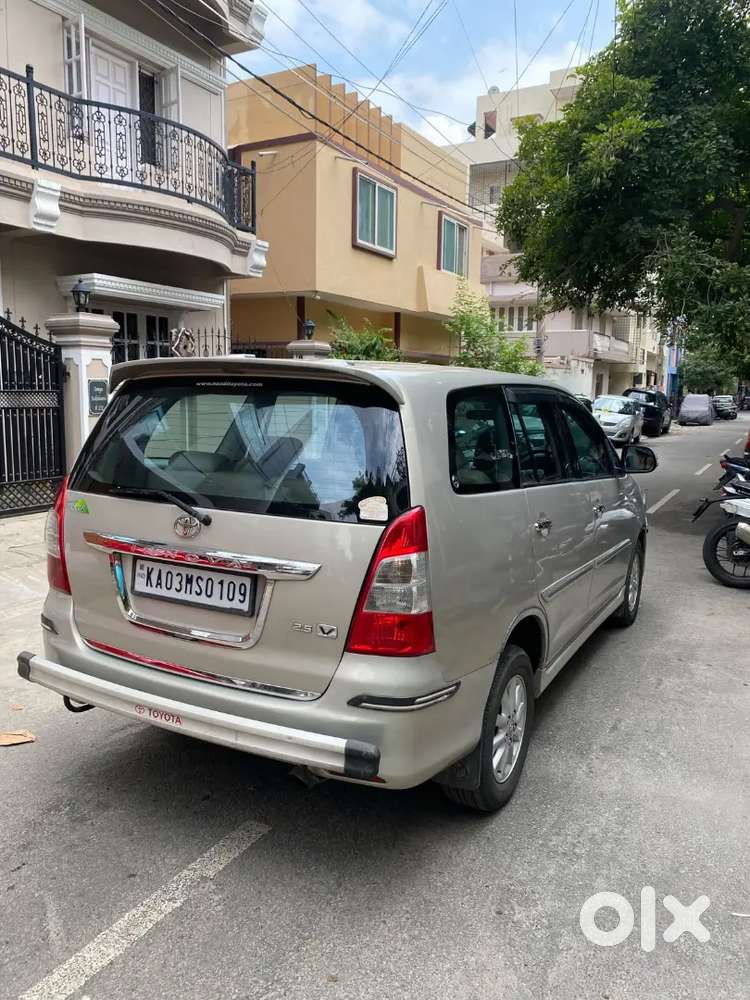 Toyota Innova 2.0 Vx 2013