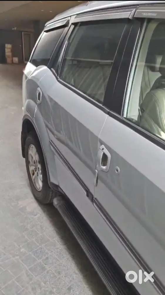 Mahindra Xuv500 2016