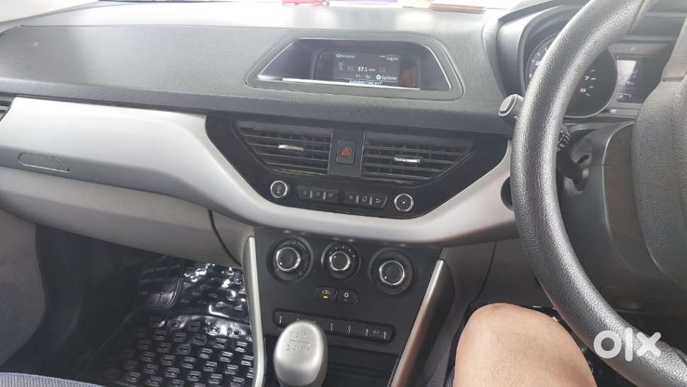 Tata Nexon 1.2 Revotron Xm, 2018, Petrol