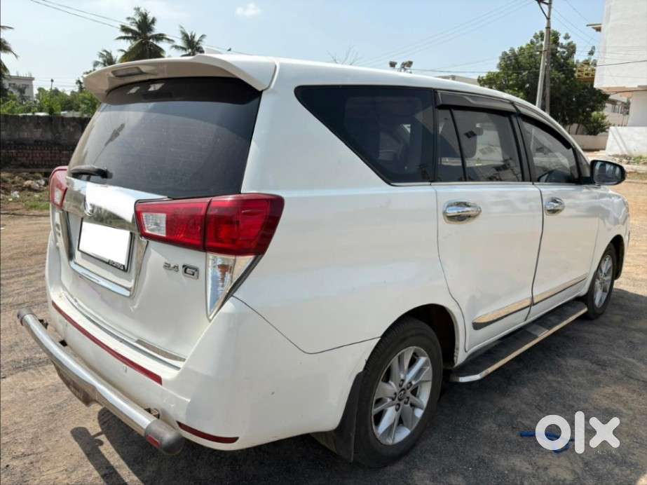 Toyota Innova Crysta 2.7 Gx Mt 8s, 2017, Diesel