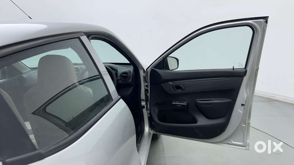 Renault Kwid Rxe, 2018, Petrol