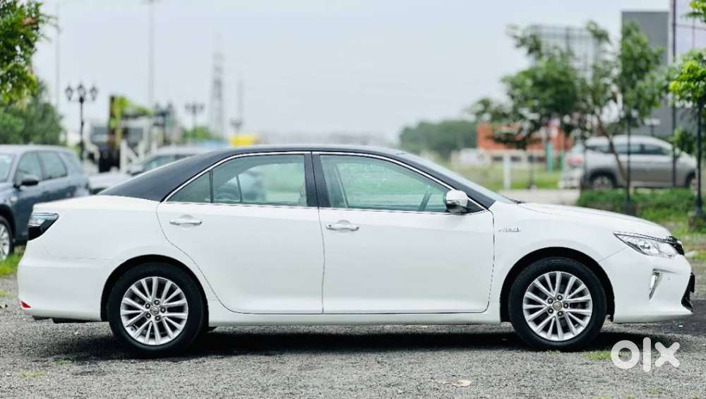 Toyota Camry Hybrid, 2017, Petrol