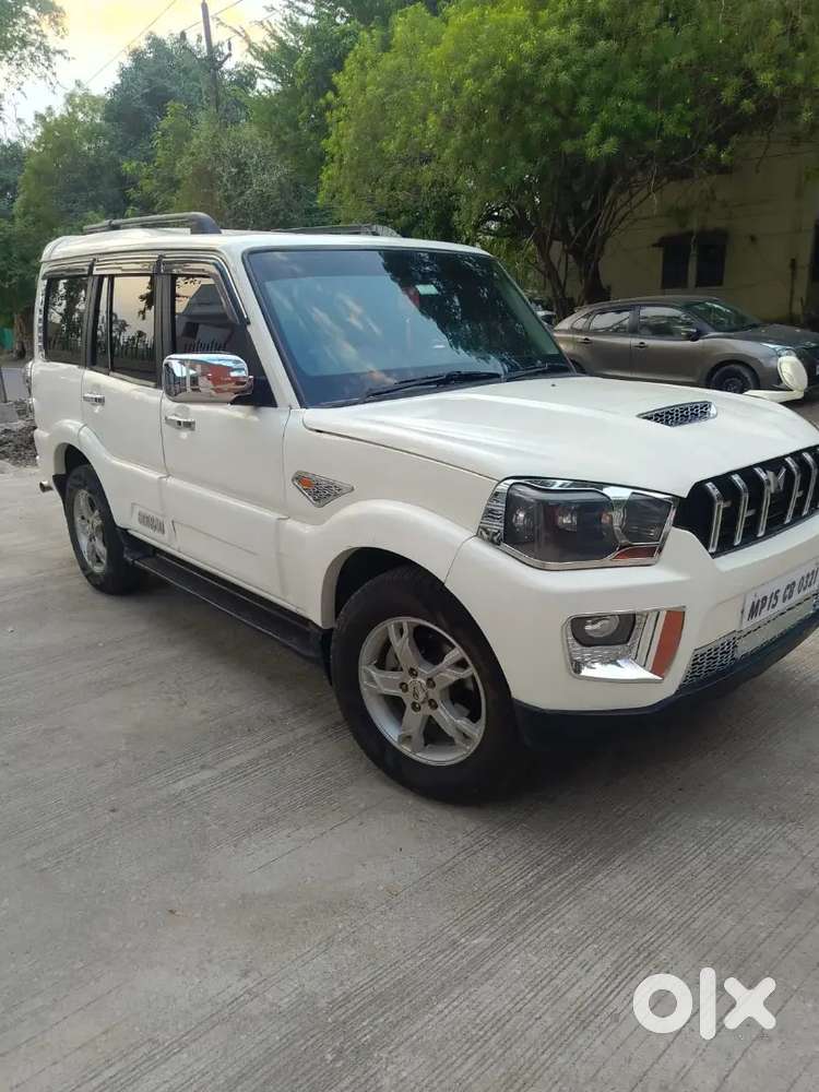 Mahindra Scorpio 2.2 2015