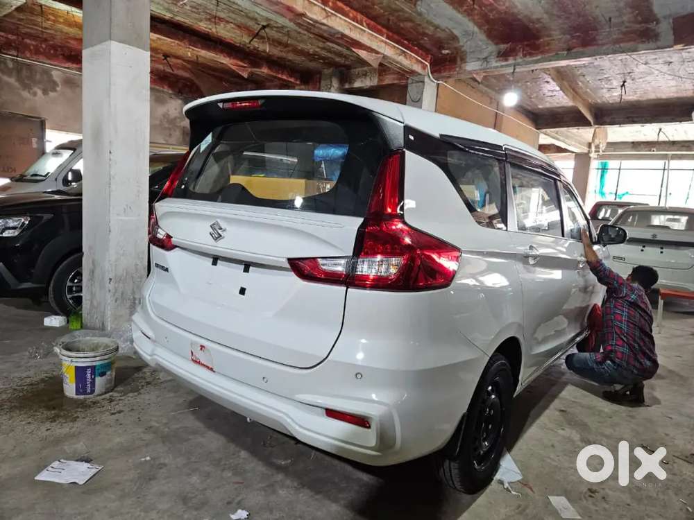 Maruti Suzuki Ertiga Vxi 2026