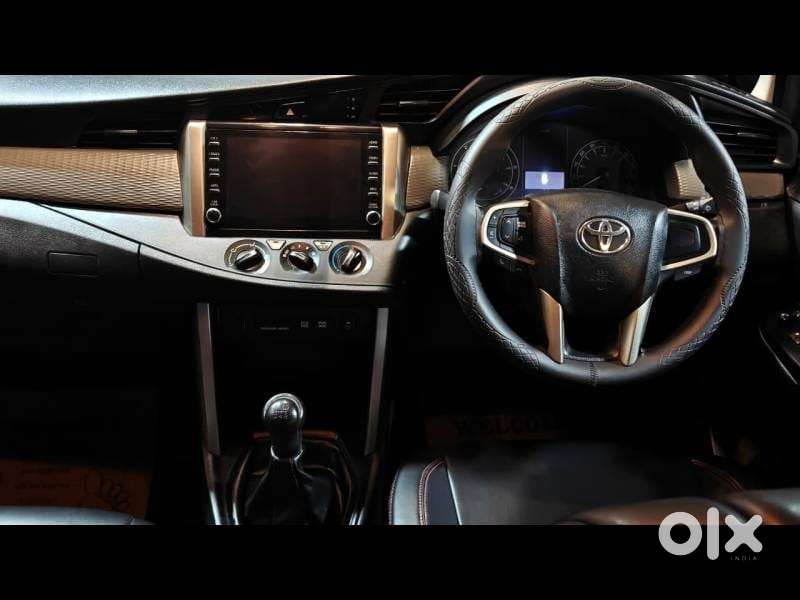 Toyota Innova Crysta 2.4 G Mt, 2022, Diesel