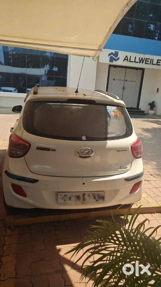 Hyundai I10 Sportz 2015 Cng & Hybrids