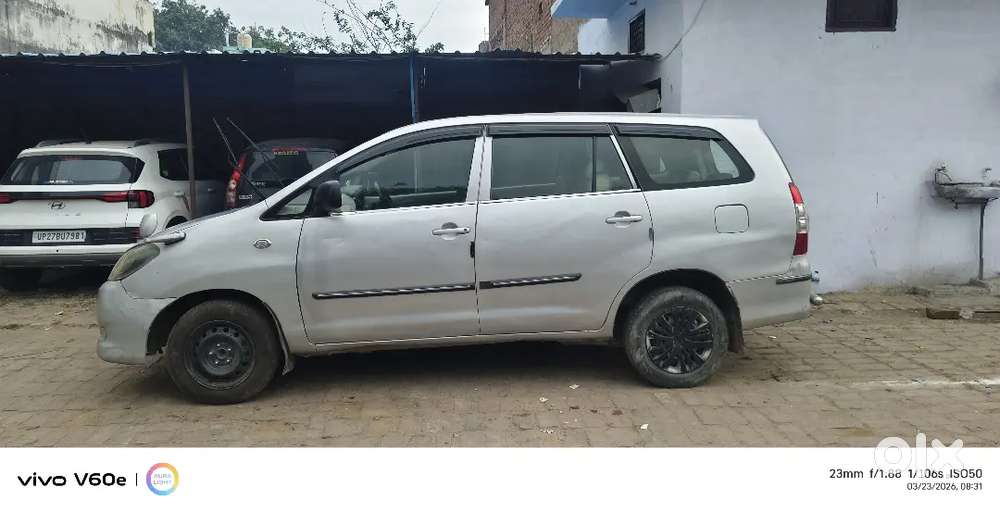 Toyota Innova 2010 Diesel Well Maintained