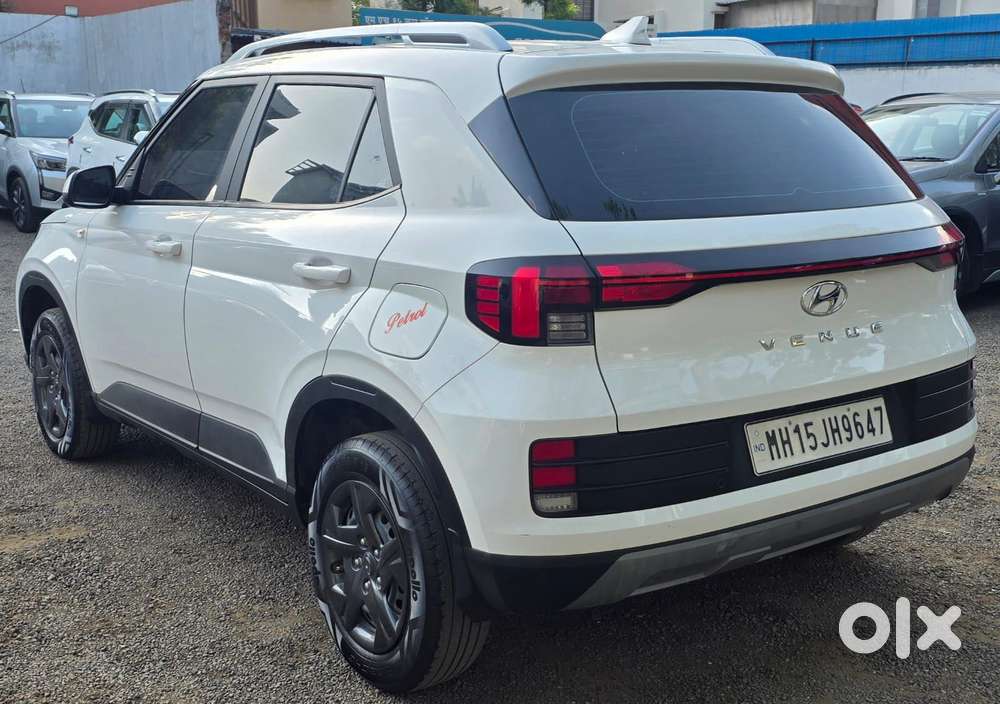 Hyundai Venue S 1.2 Petrol, 2023, Petrol