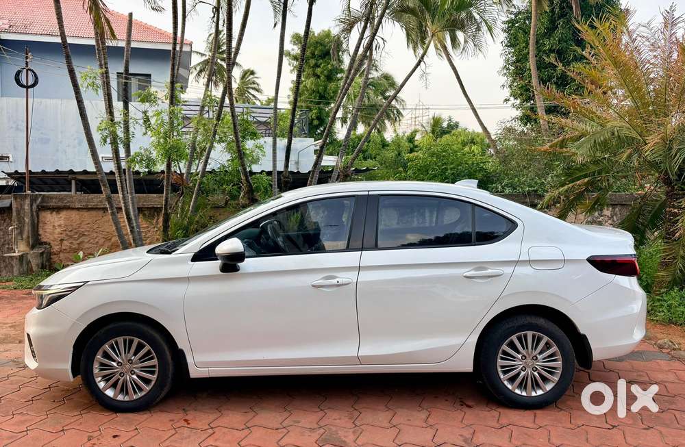 Honda City 1.5 V 5th Gen I-vtec Mt, 2021, Petrol
