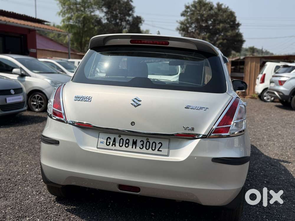 Maruti Suzuki Swift Vxi + Manual, 2015, Petrol
