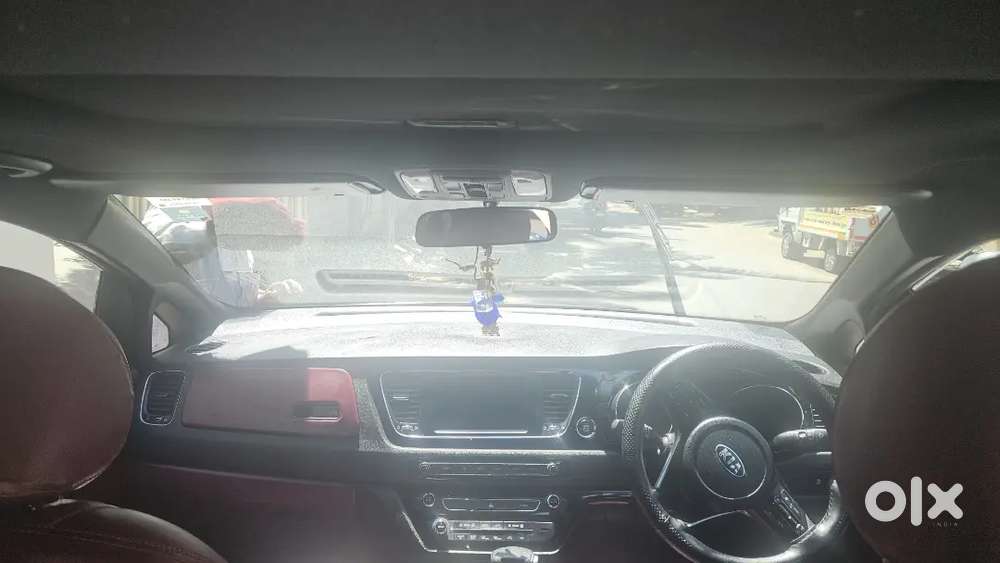 Kia Carnival 2022 Diesel Well Maintained