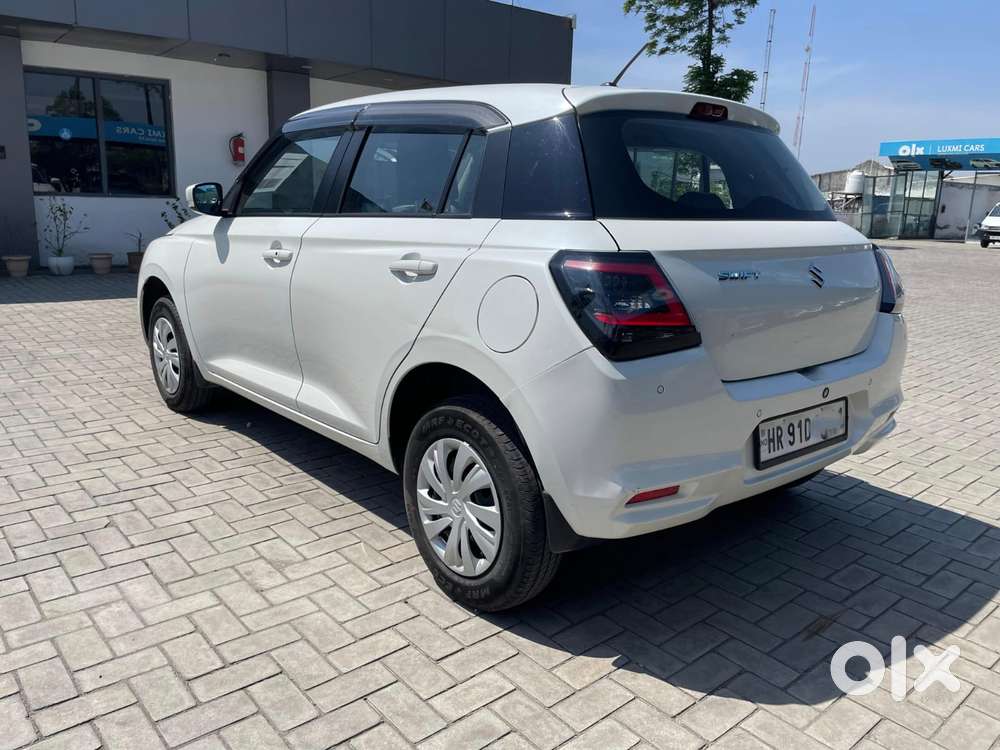 Maruti Suzuki Swift Vxi Optional, 2025, Petrol