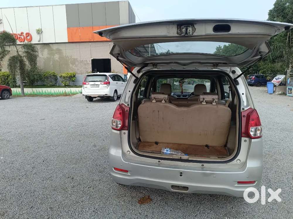 Maruti Suzuki Ertiga 2014 Diesel 160000 Km Driven