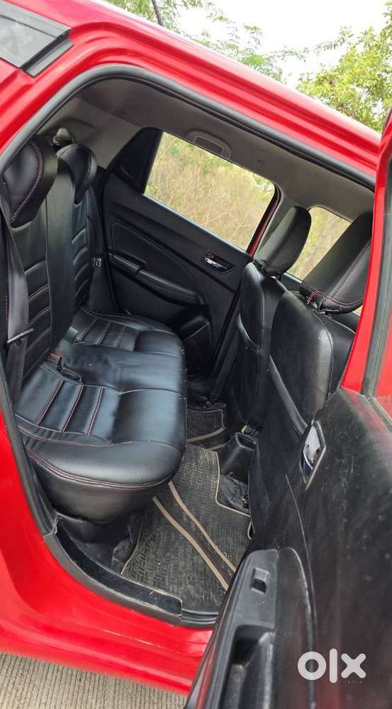 Maruti Suzuki Swift Vxi + Manual, 2022, Petrol