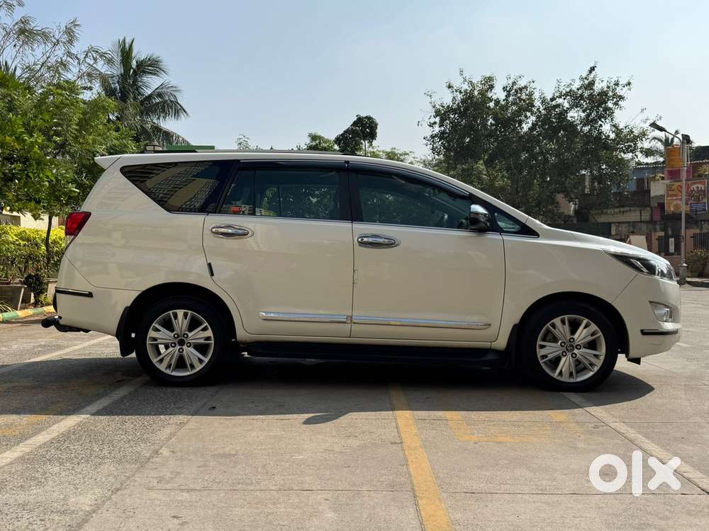 Toyota Innova Crysta [2020-ongoing] 2.4 Zx 7 Str, 2020, Diesel