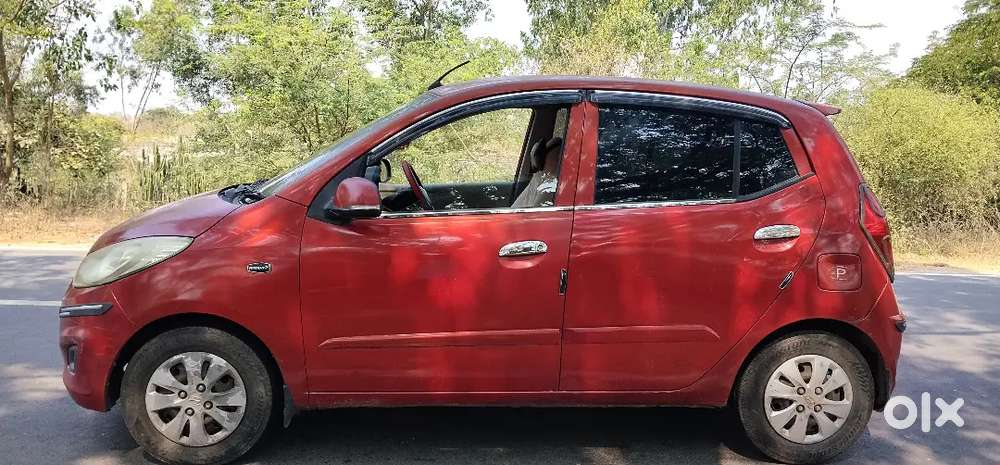 Hyundai I10 2011 Petrol Well Maintained