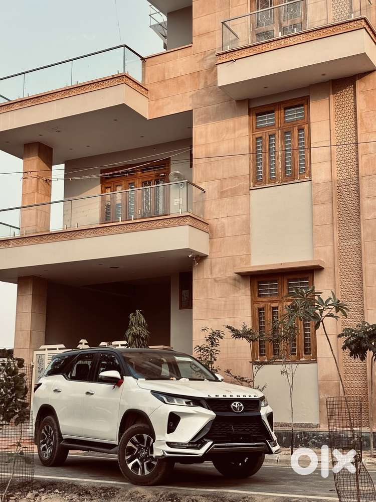 Toyota Fortuner Legender 4x2 At 2.8, 2025, Diesel
