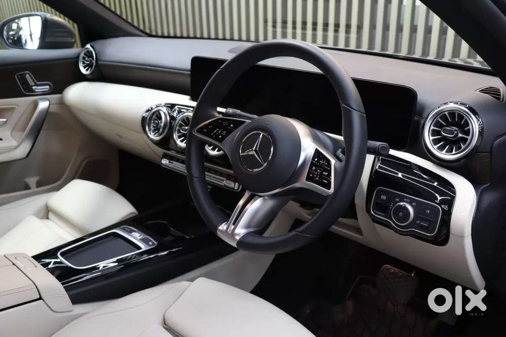 Mercedes-benz A-class Limousine 200, 2024, Petrol