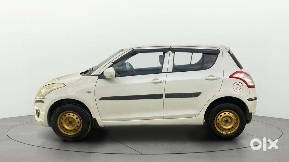 Maruti Suzuki Swift Lxi, 2014, Petrol