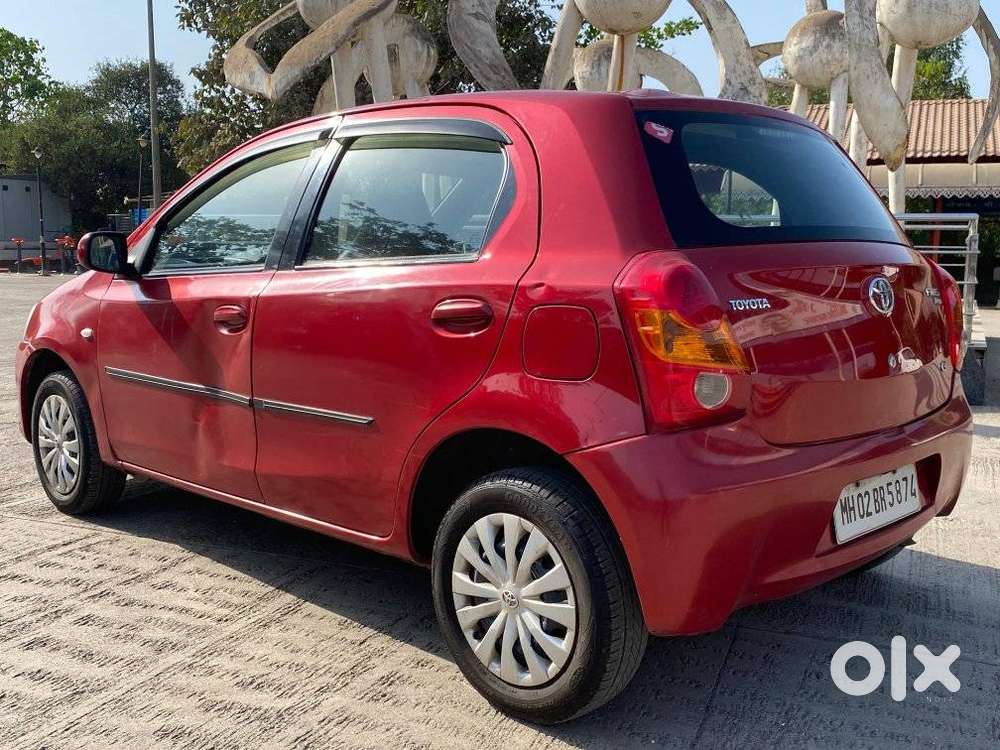 Toyota Etios Liva 2011-2012 G, 2011, Petrol